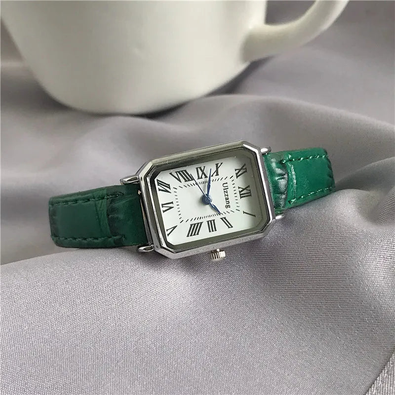 Retro Watches Classic Casual Quartz Dial Leather Strap Band Rectangle Clock Fashionable Wrist Watches for Women